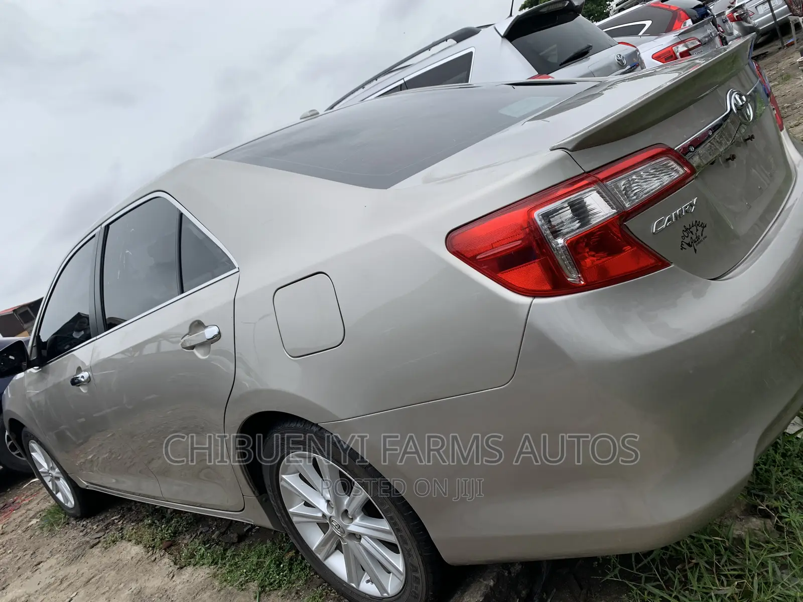 Toyota Camry 2014 Gold