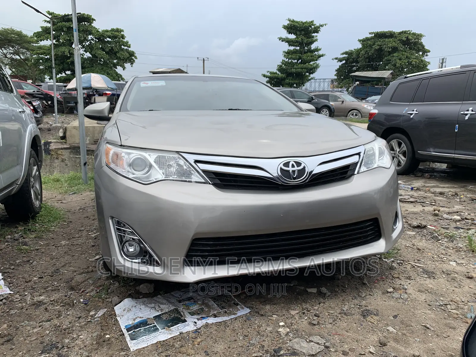 Toyota Camry 2014 Gold
