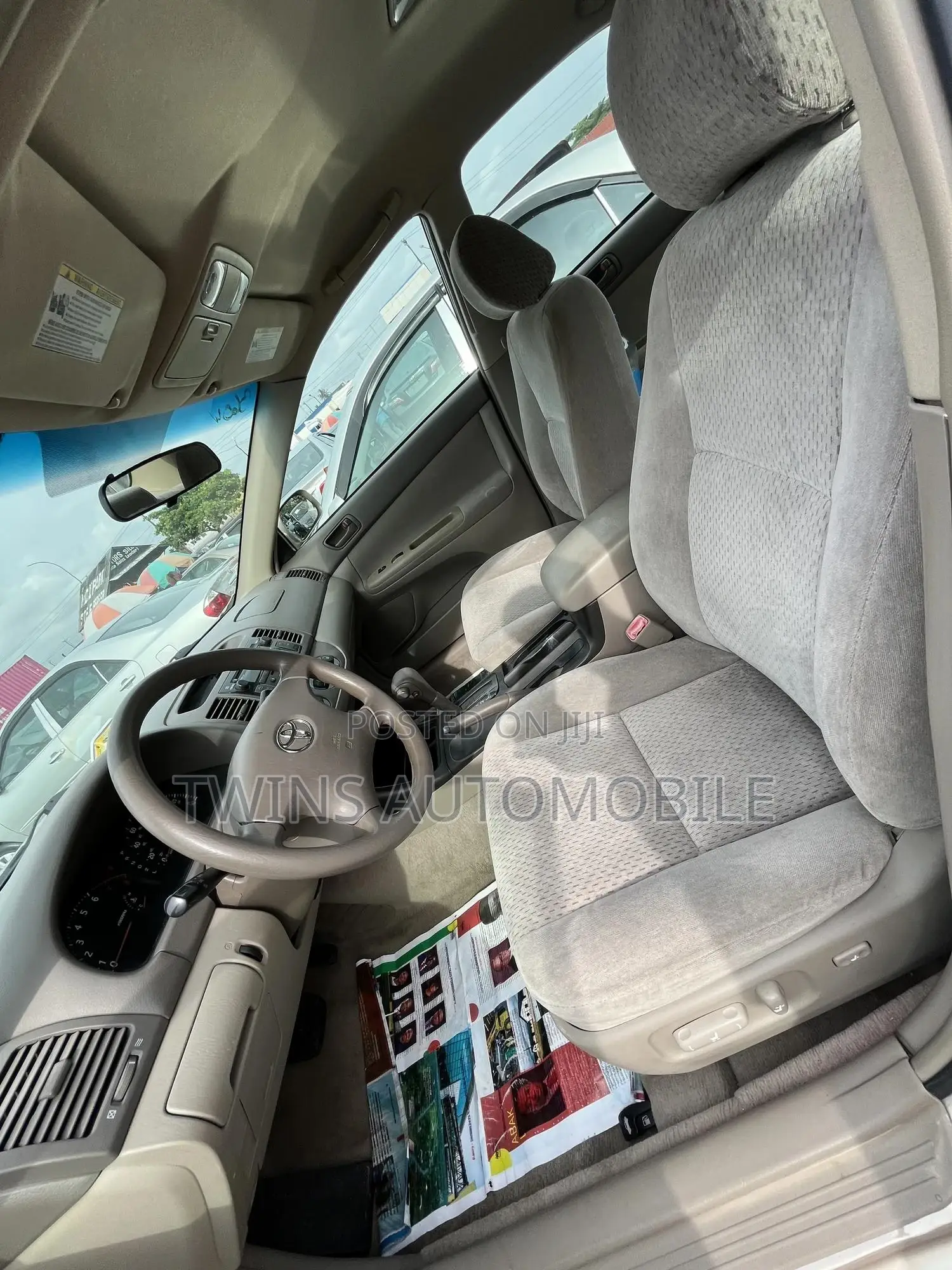 Toyota Camry 2005 Gold