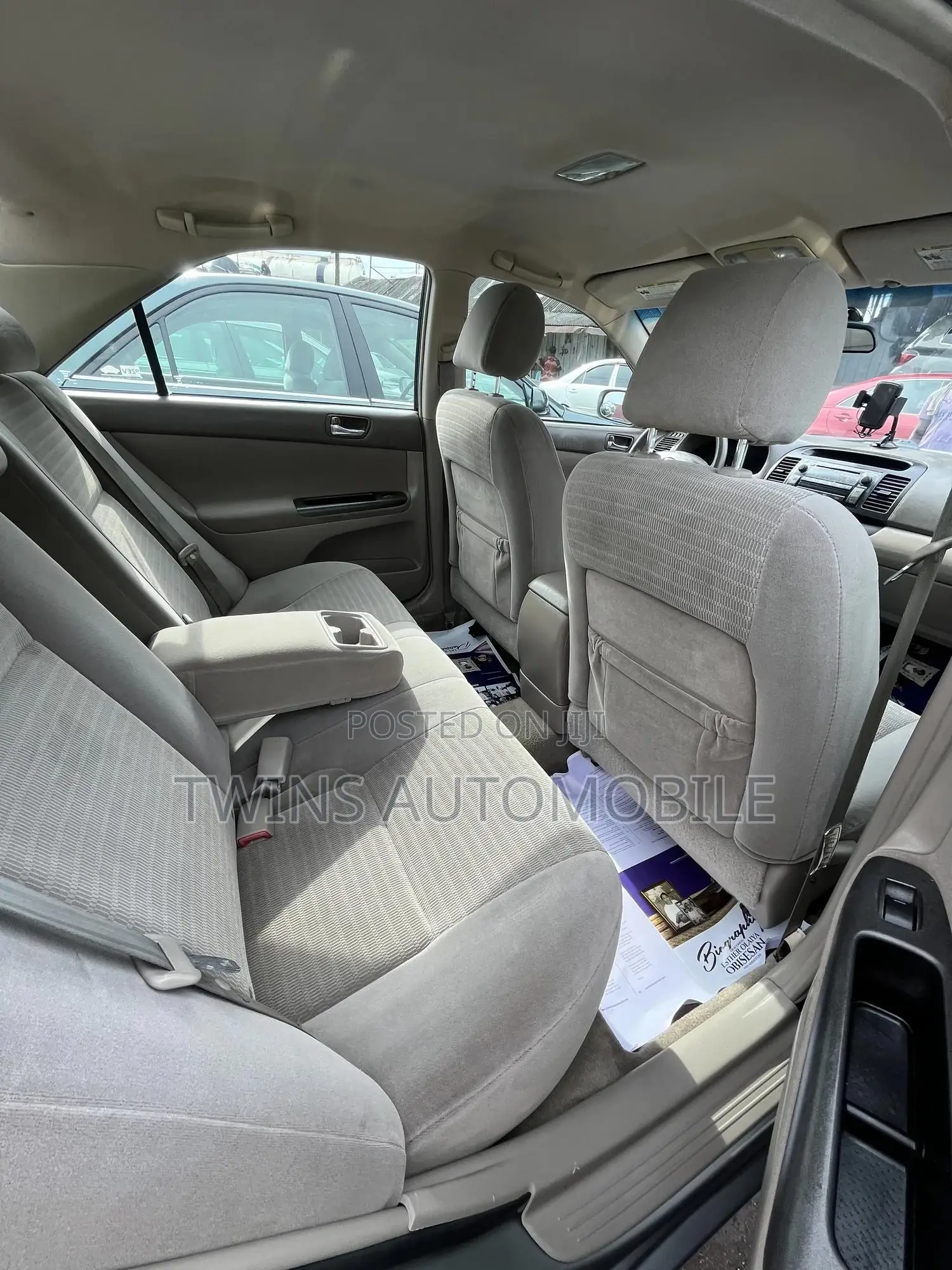 Toyota Camry 2005 Gray