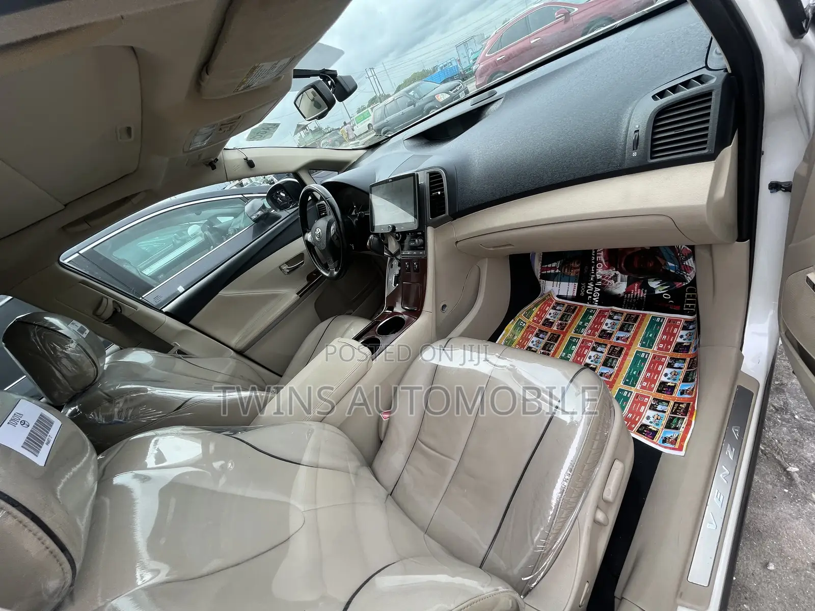 Toyota Venza V6 AWD 2010 White