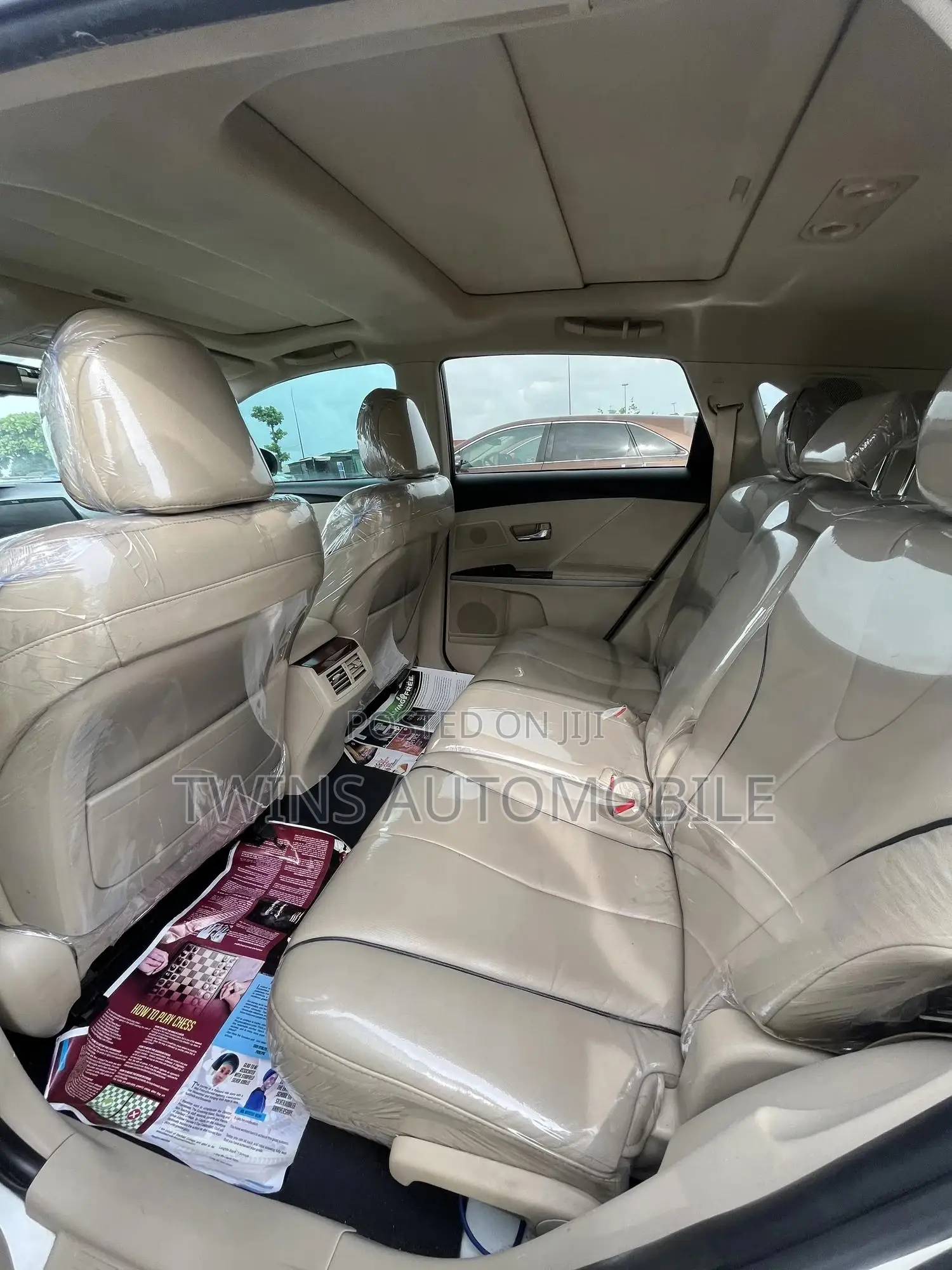 Toyota Venza V6 AWD 2010 White