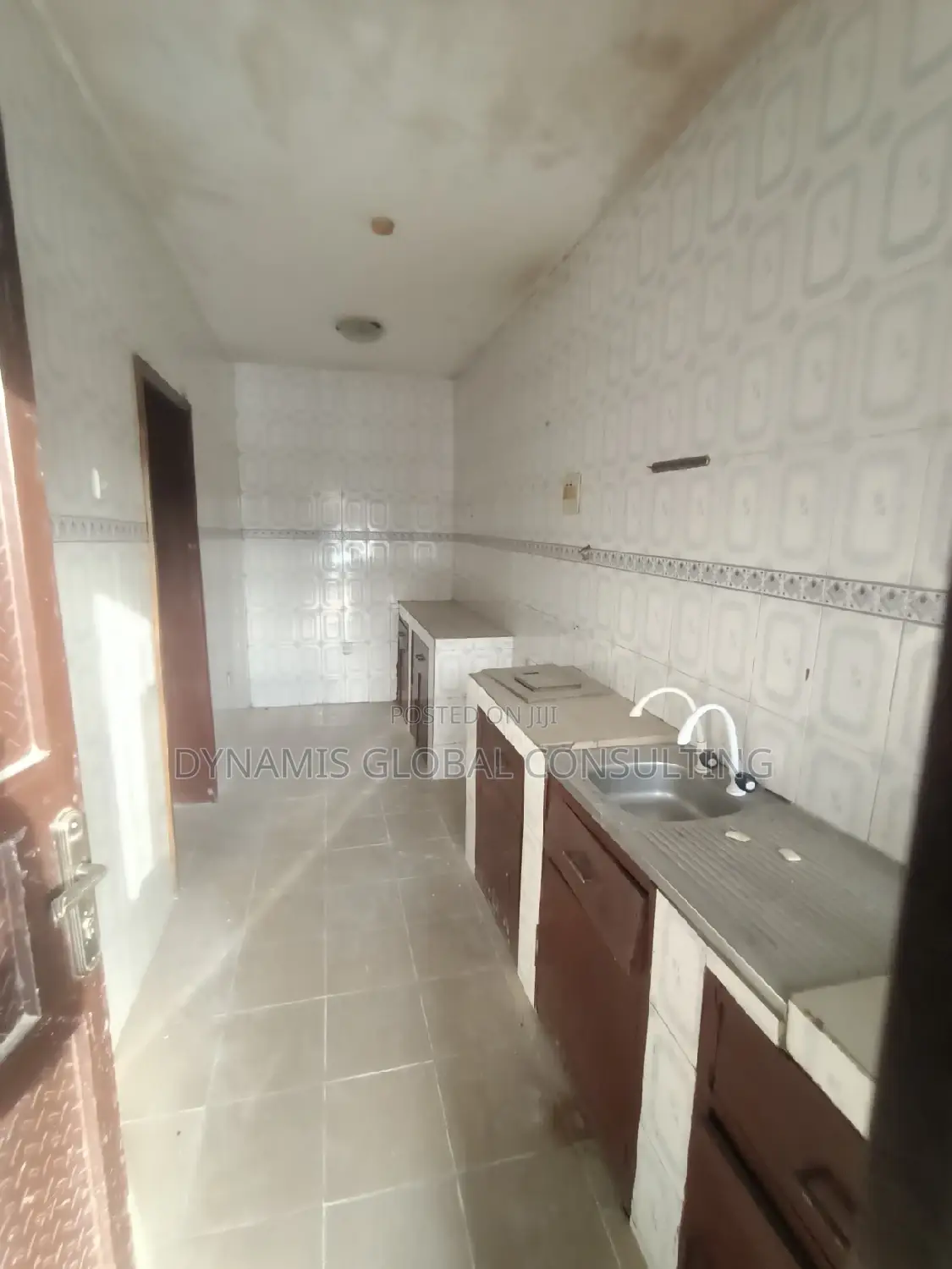 3bdrm Block of Flats in Magodo Phase 2 Gra for rent