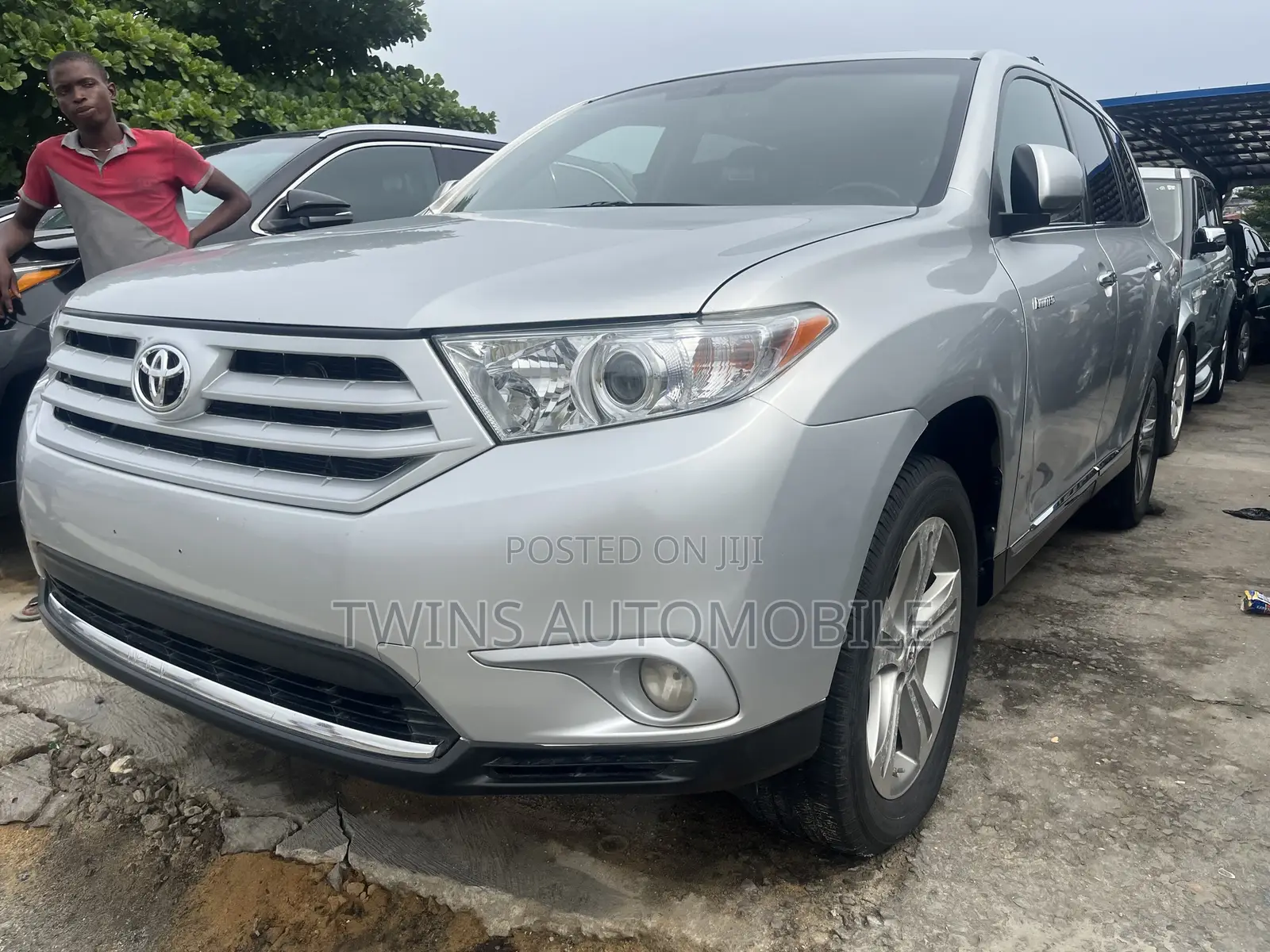 Toyota Highlander Limited 3.5l 4WD 2013 Silver