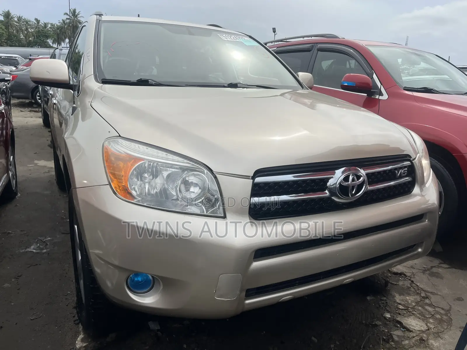 Toyota RAV4 Limited V6 4x4 2008 Gold