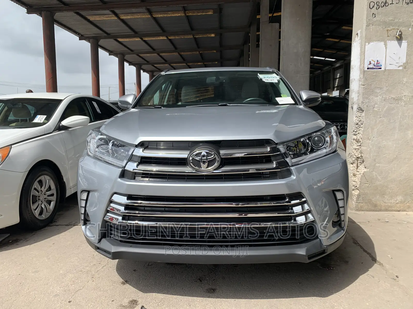 Toyota Highlander XLE 4x2 V6 (3.5L 6cyl 8A) 2017 Gray