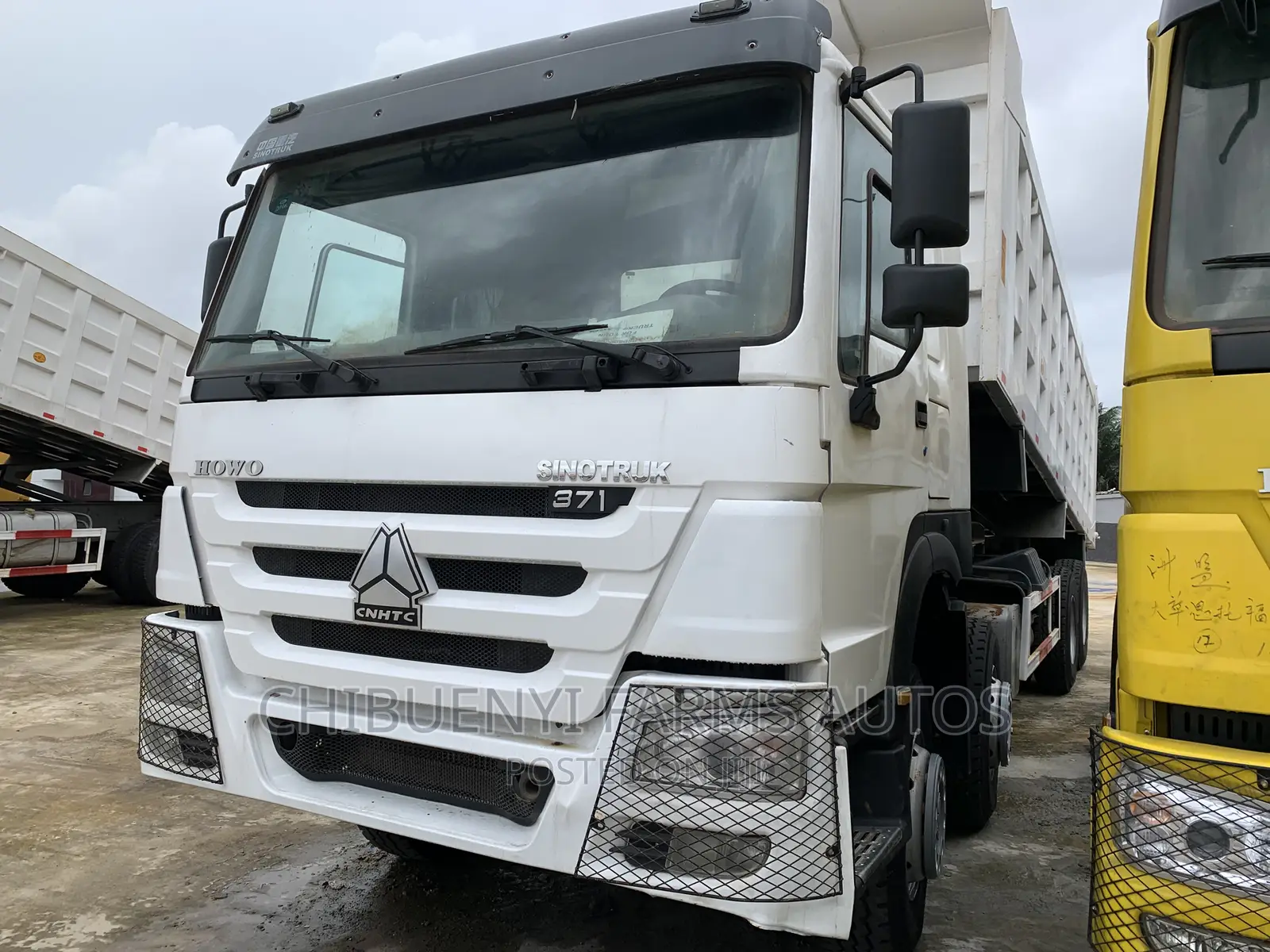 HOWO TRUCK 12tyres - 45tons