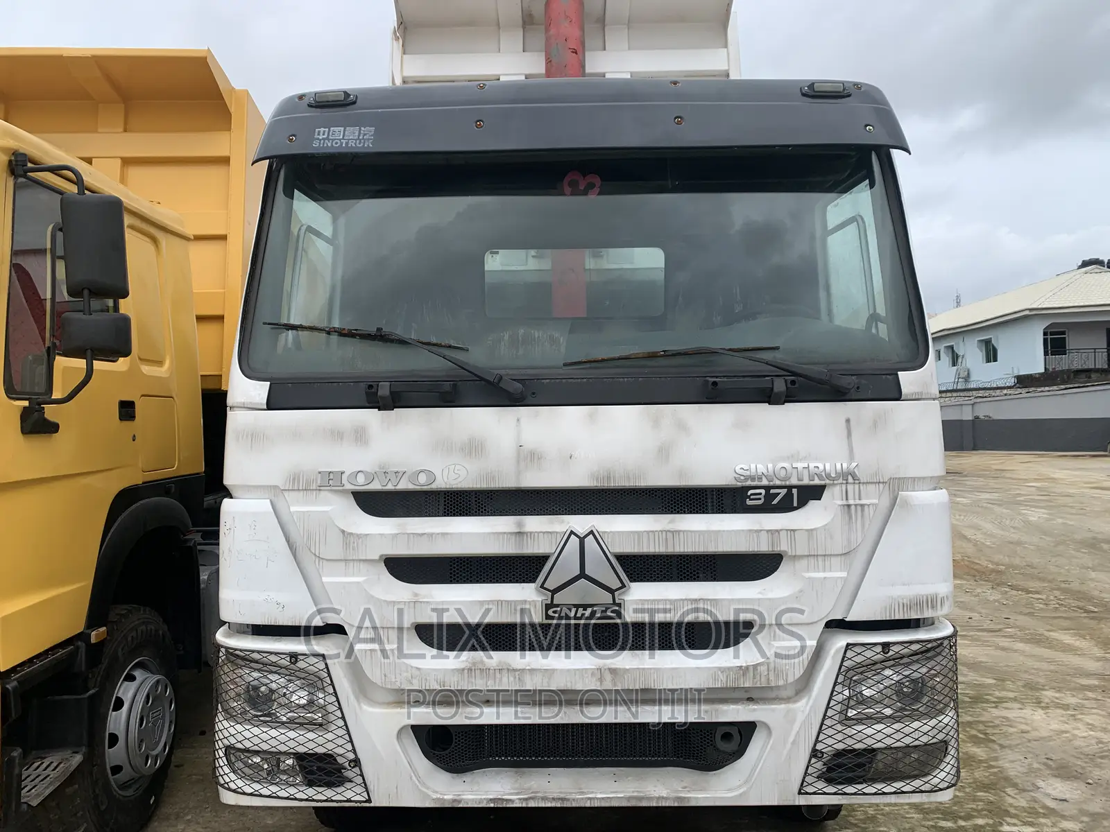 Foreign Used Howo CNHTC Truck 12 Tires.