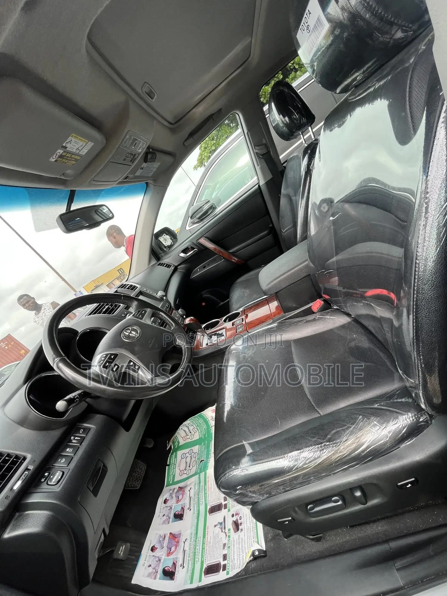 Toyota Highlander Limited 3.5l 4WD 2013 Silver