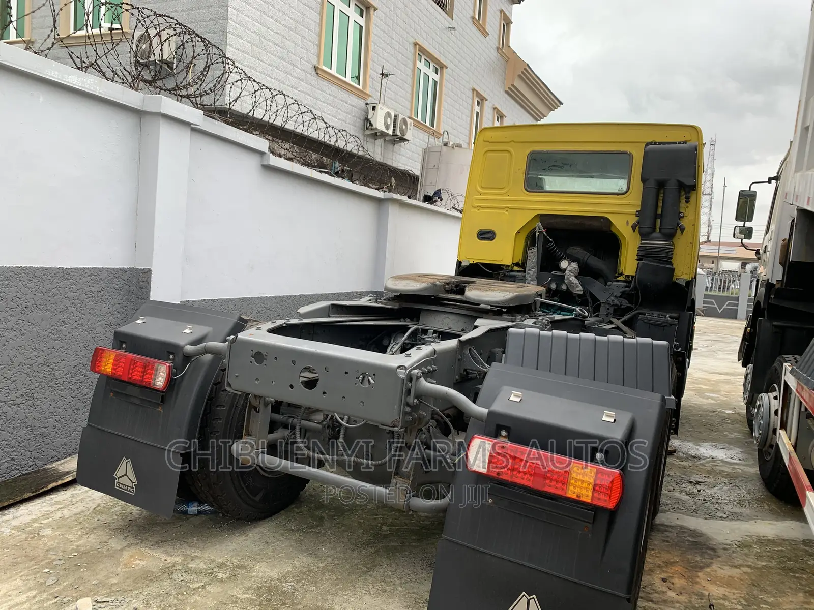 HOWO 371 TRIALER-HEAD 10tyres