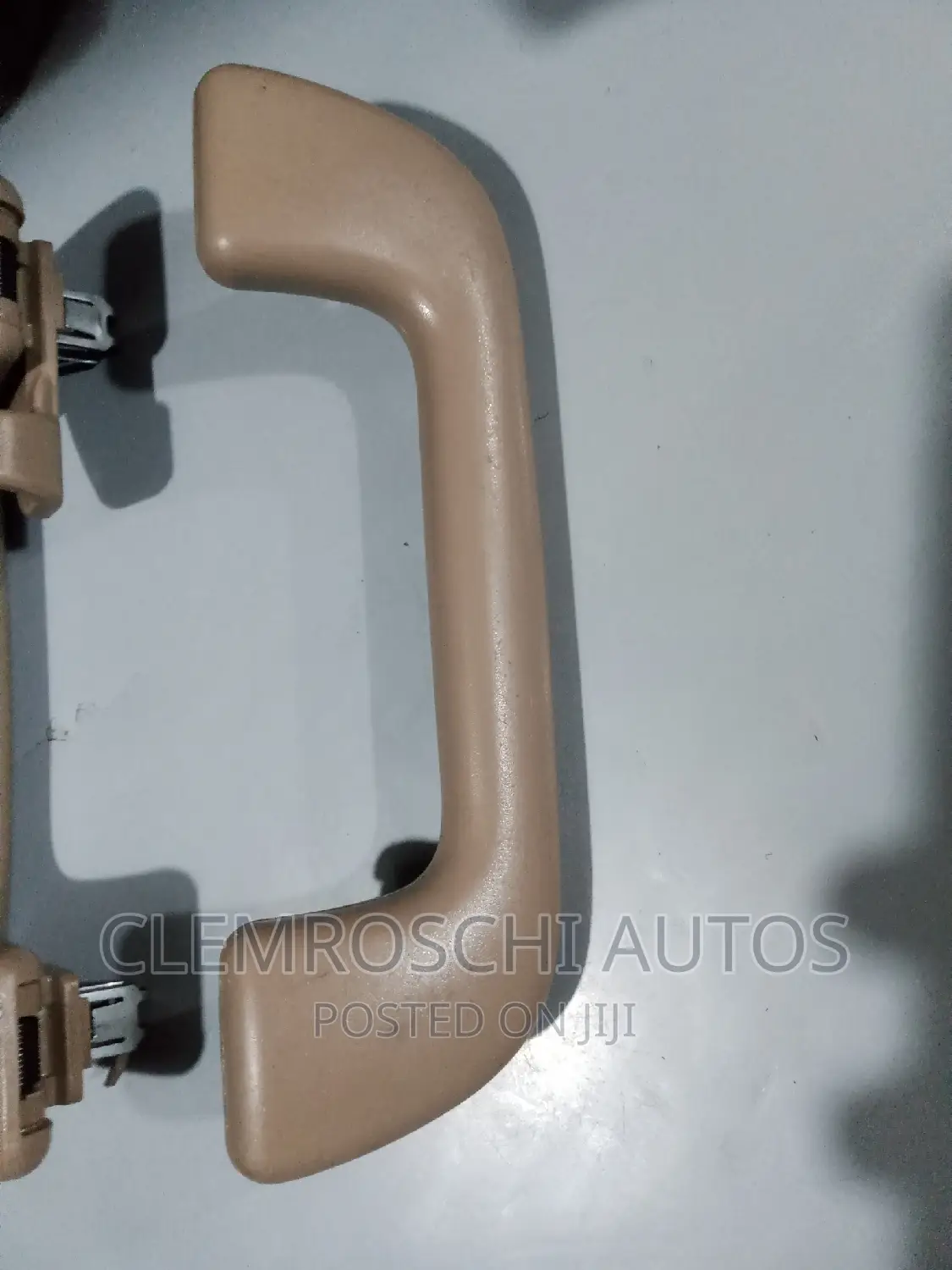 High Quality Certified Inner Roof Hanger Toyota Avensis 2013