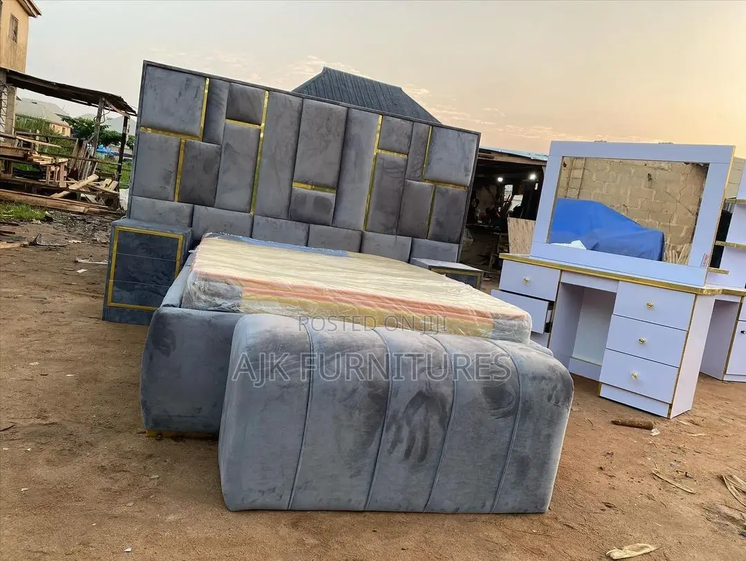 Unique Bedframe Set