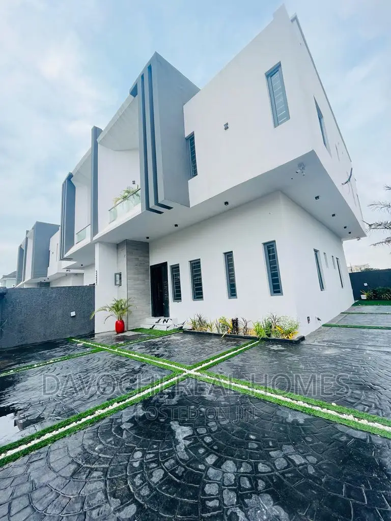 4bdrm Duplex in Ikate, Lekki for rent
