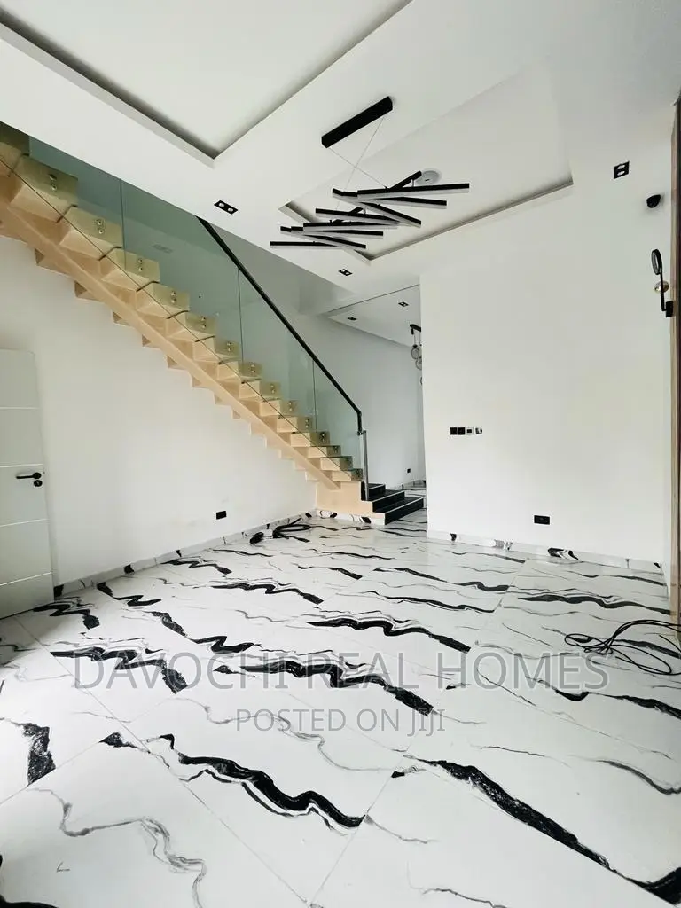 4bdrm Duplex in Ikate, Lekki for rent