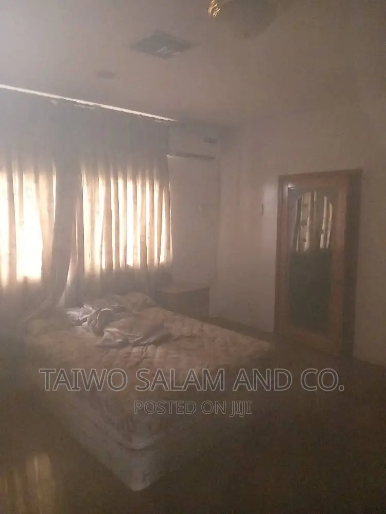 6bdrm Duplex in Agodi Gra, Ibadan for sale