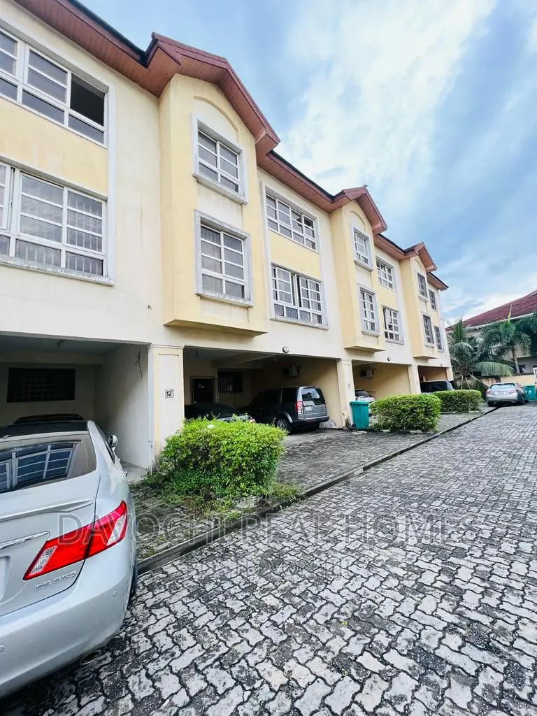 5bdrm Duplex in Chevron, Lekki for rent