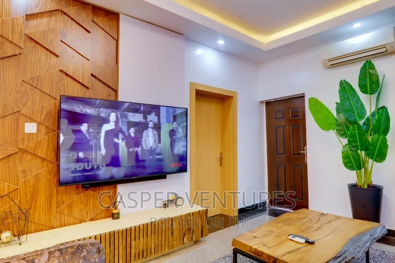 Flashy and Sparkling 2-Bed Apartment