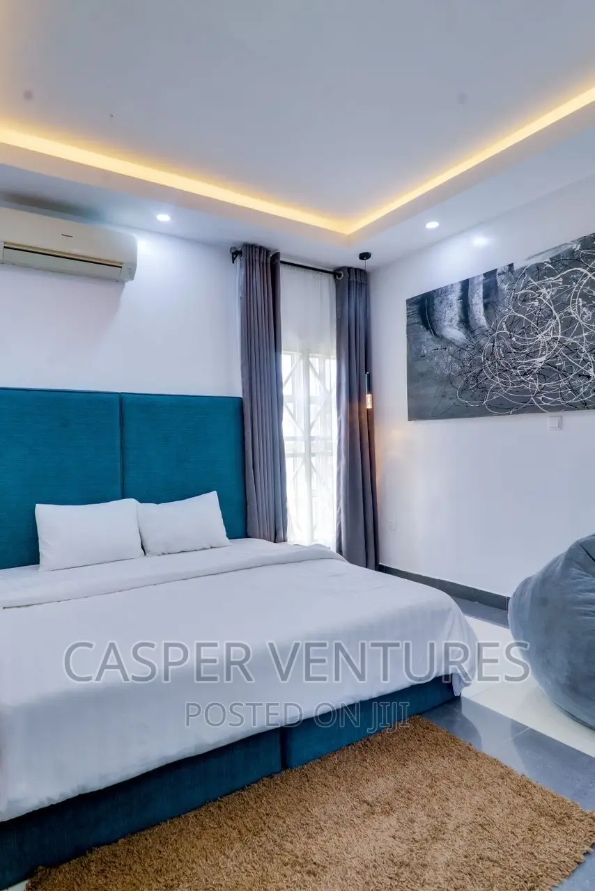 Flashy and Sparkling 2-Bed Apartment
