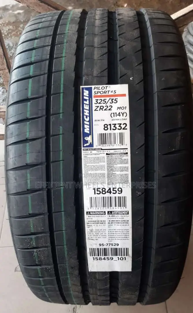 325/35r22 Michelin