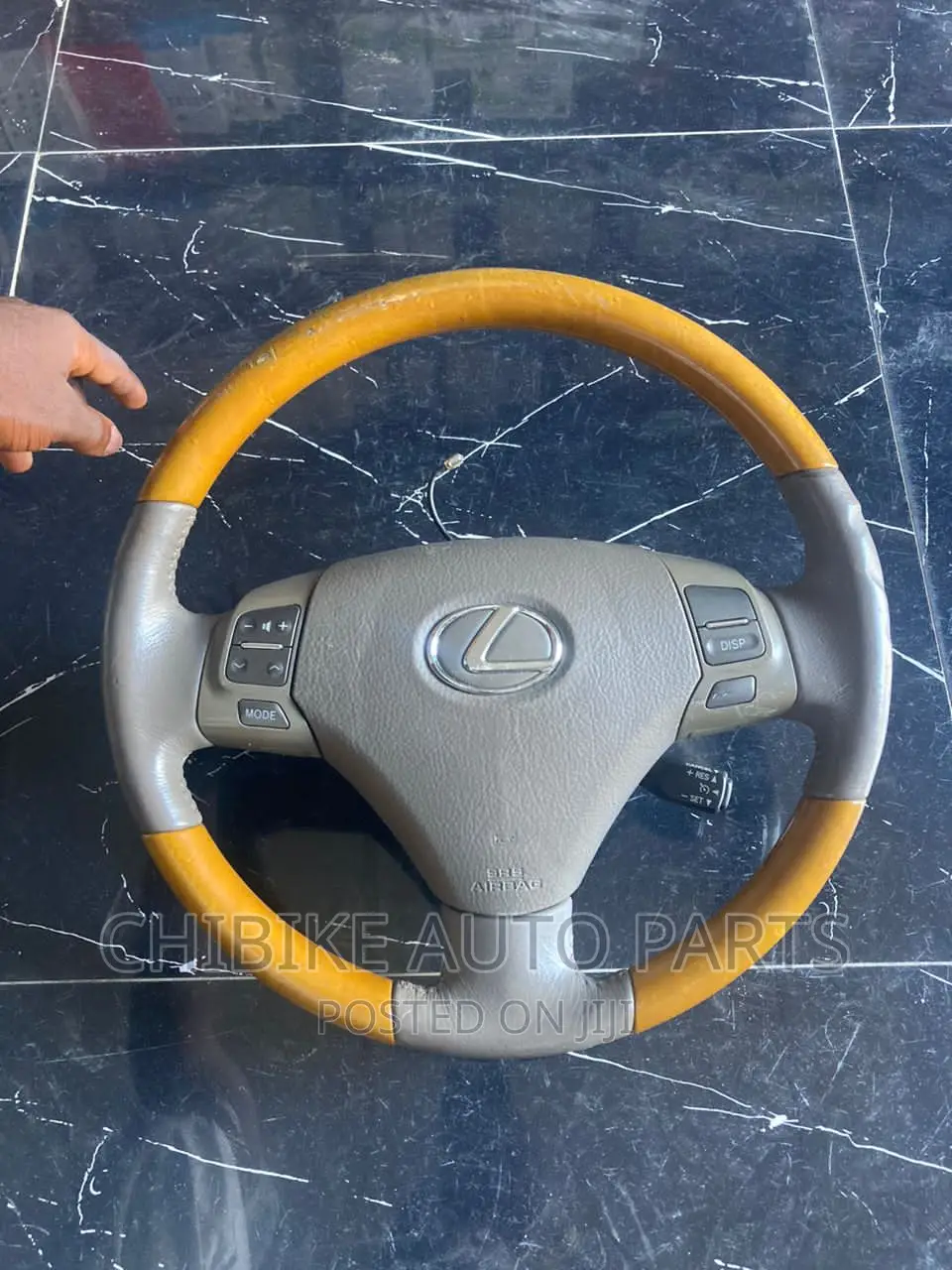Rx330/Es330 Steering Complete With Control Button