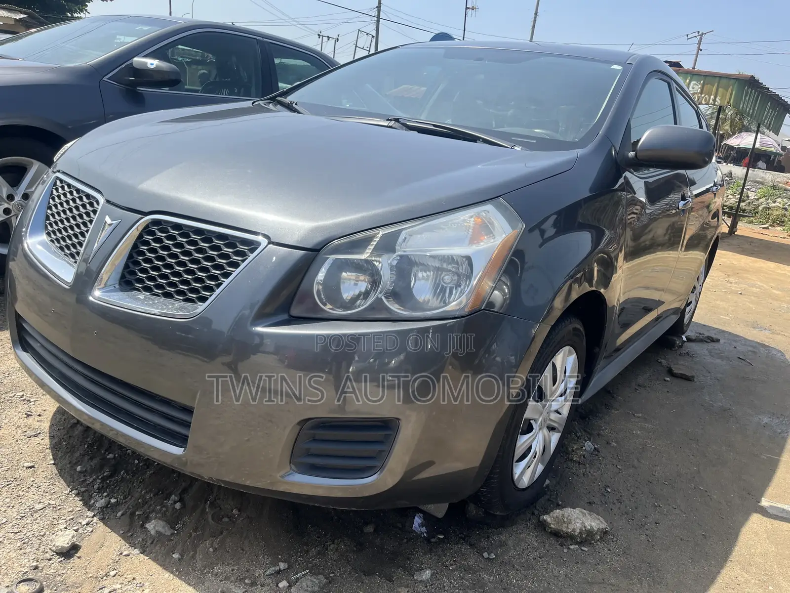 Pontiac Vibe 2010 Gray