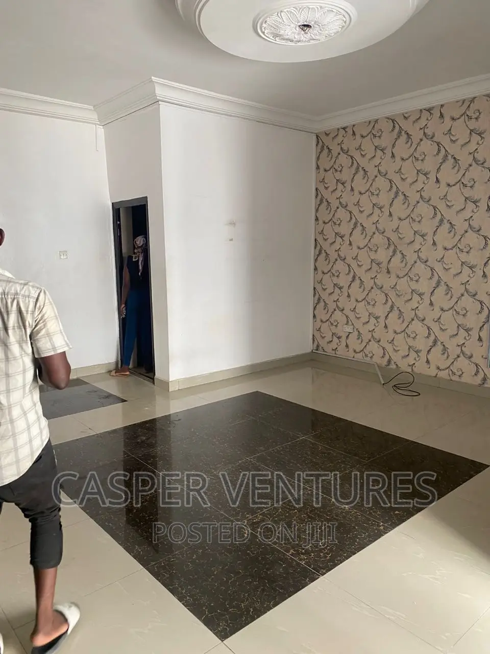 3bdrm Apartment in Osapa for rent