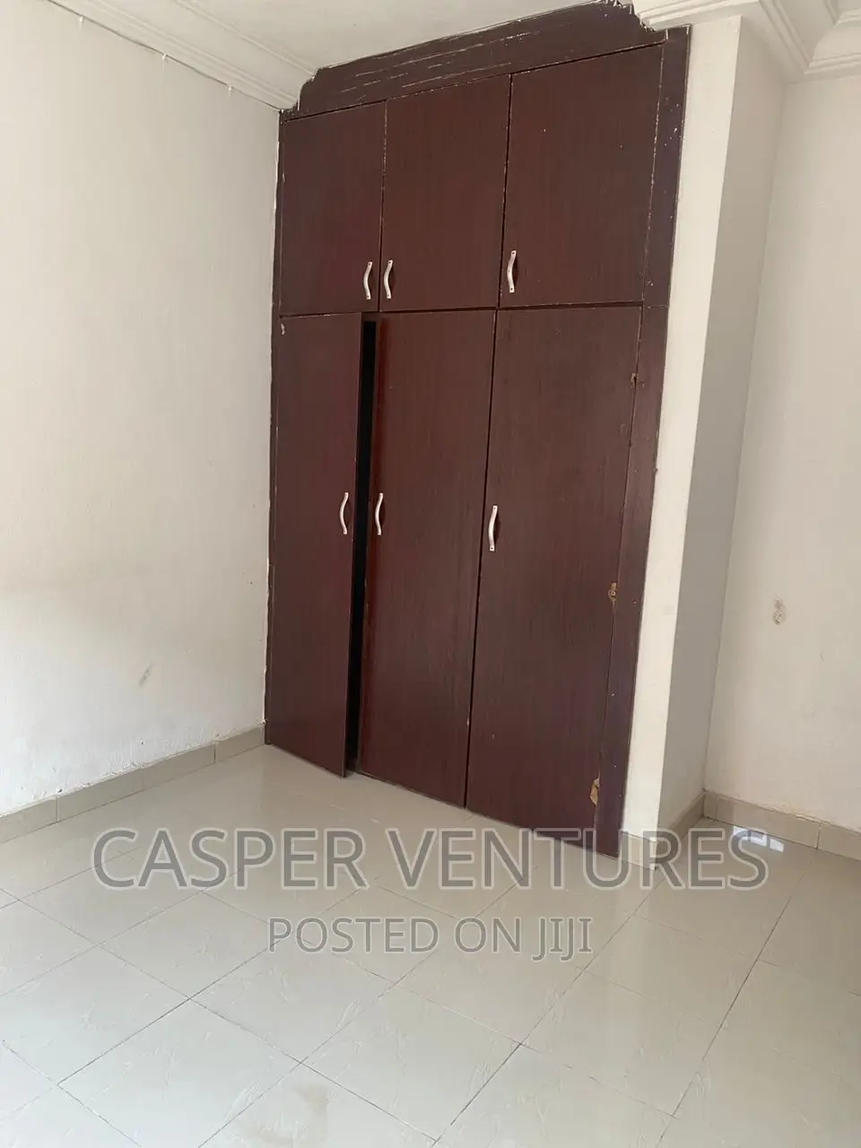 3bdrm Apartment in Osapa for rent
