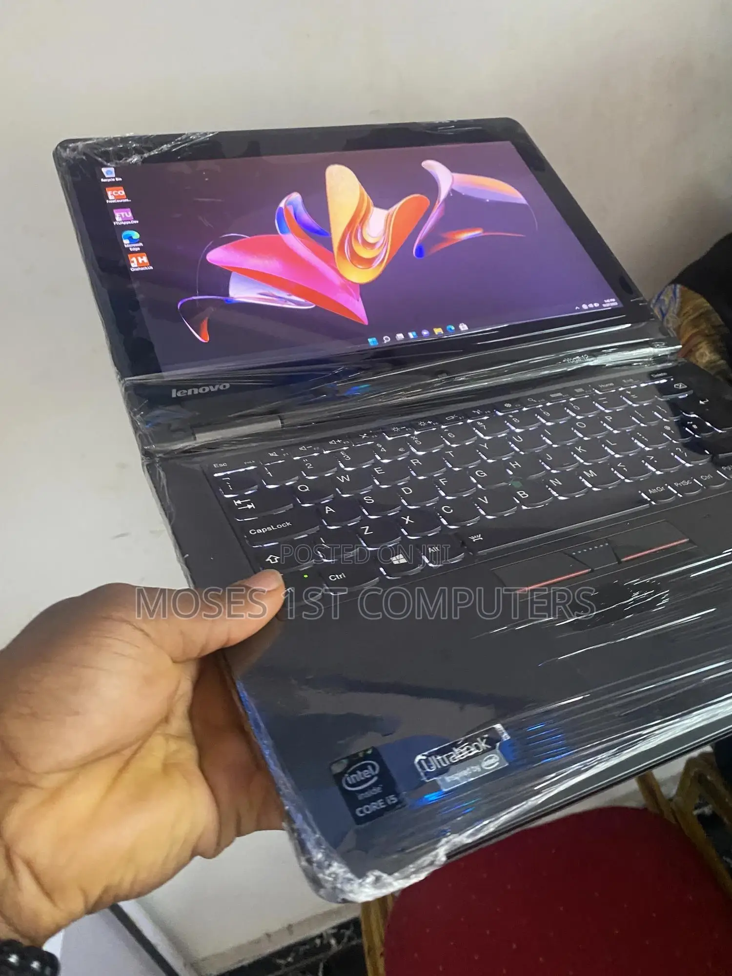 New Laptop Lenovo 8GB Intel Core I5 SSD 128GB