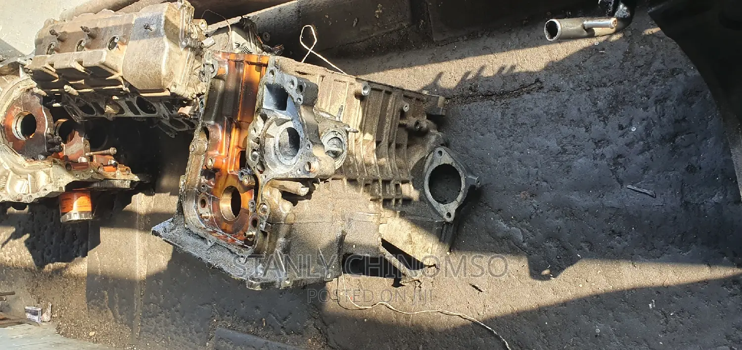 Block Engine for Toyota Collola 2005 Model 1zz
