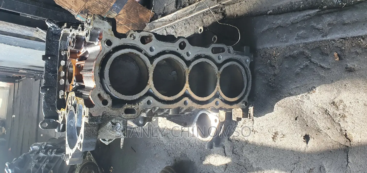 Block Engine for Toyota Collola 2005 Model 1zz