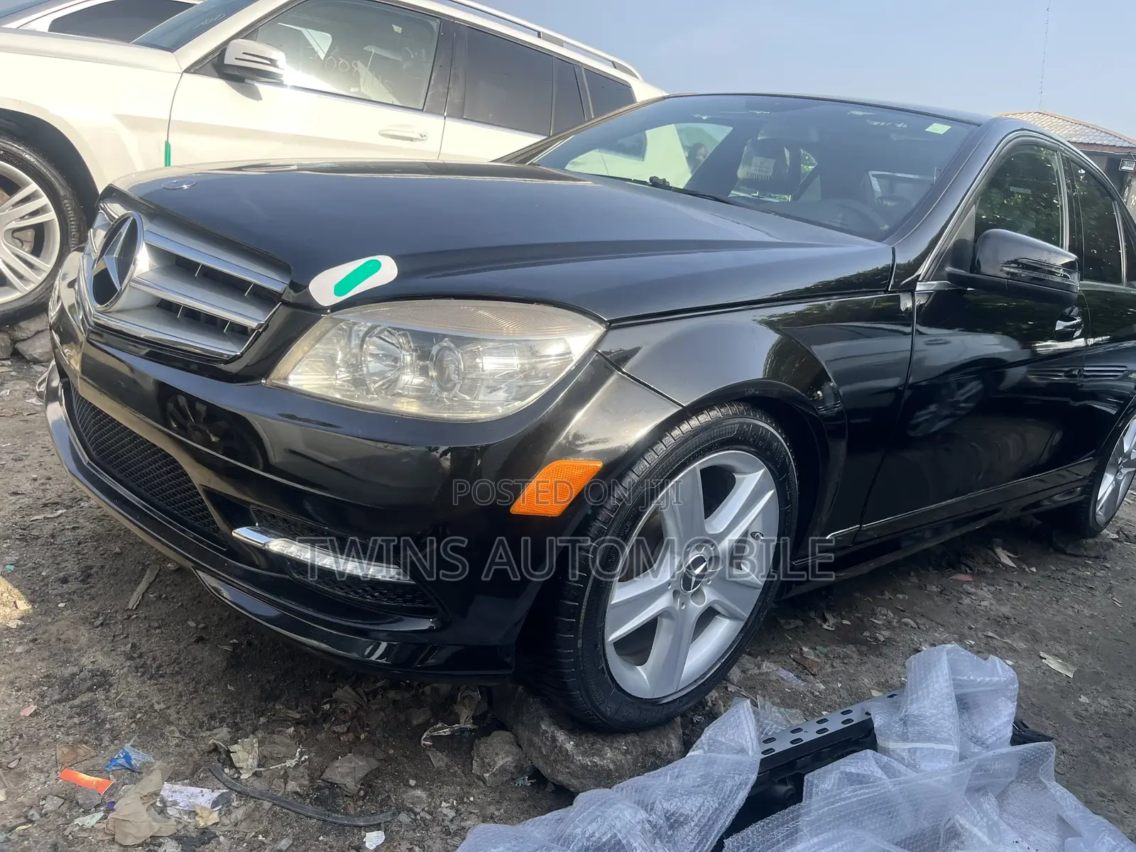 Mercedes-Benz C300 2011 Black