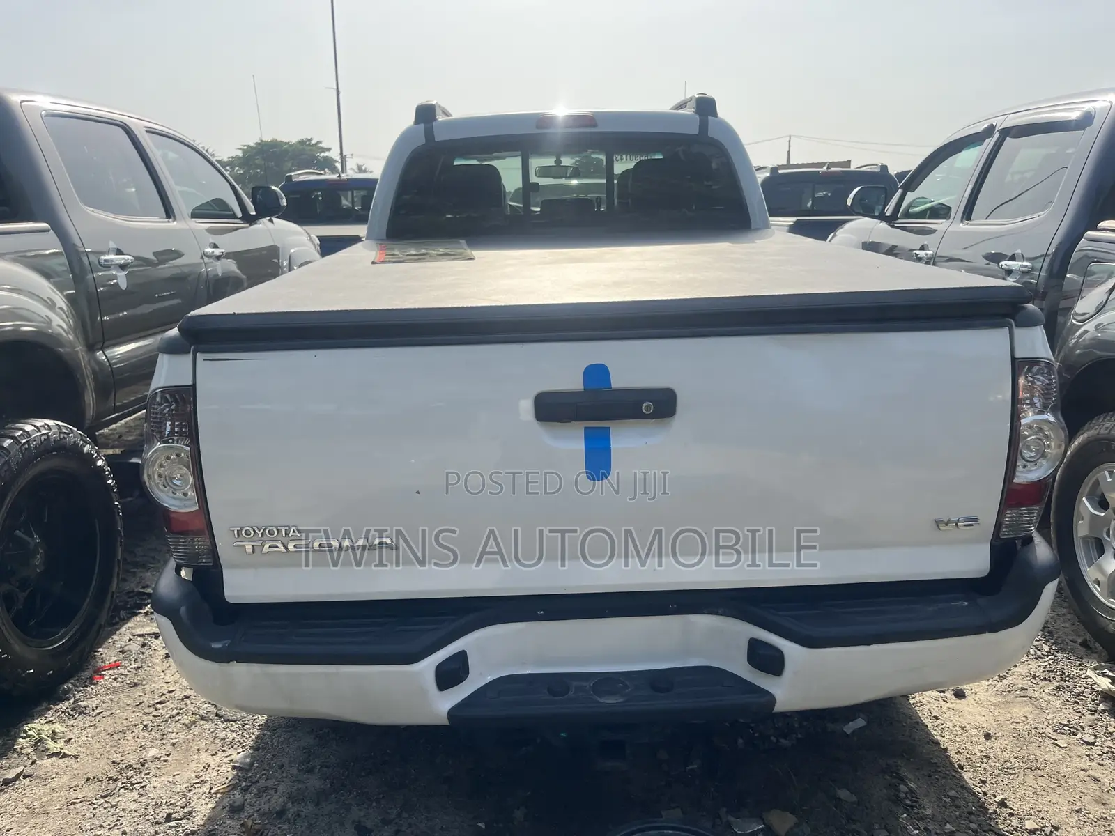 Toyota Tacoma 2013 White