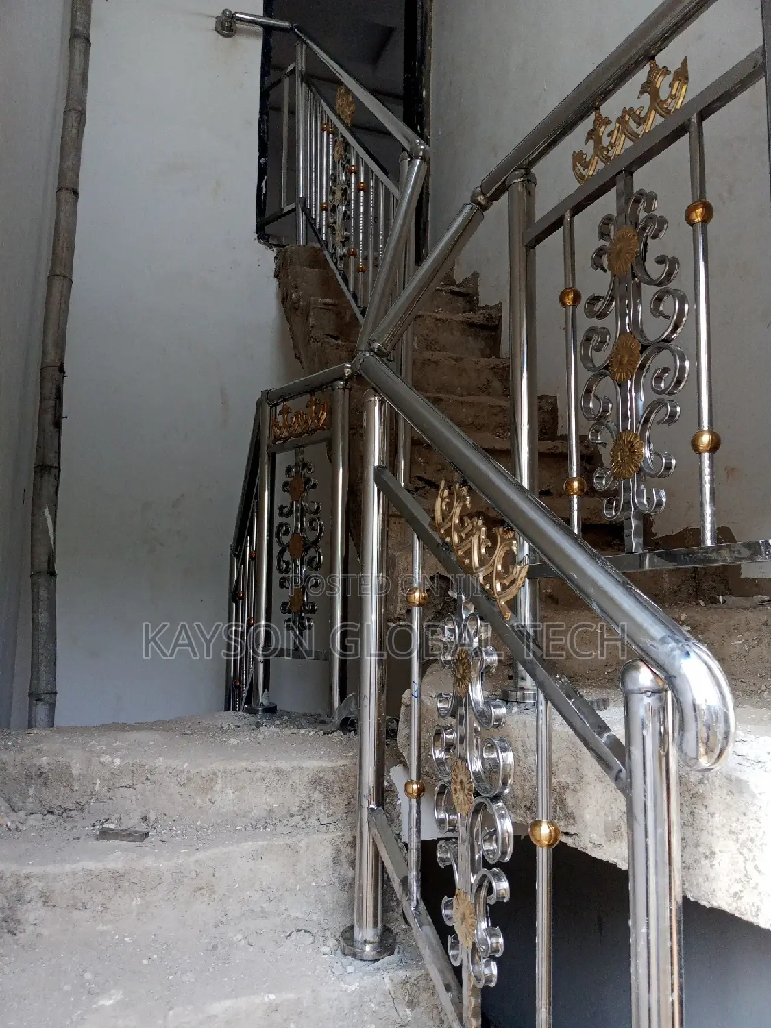 Stainless Design and Gold Design