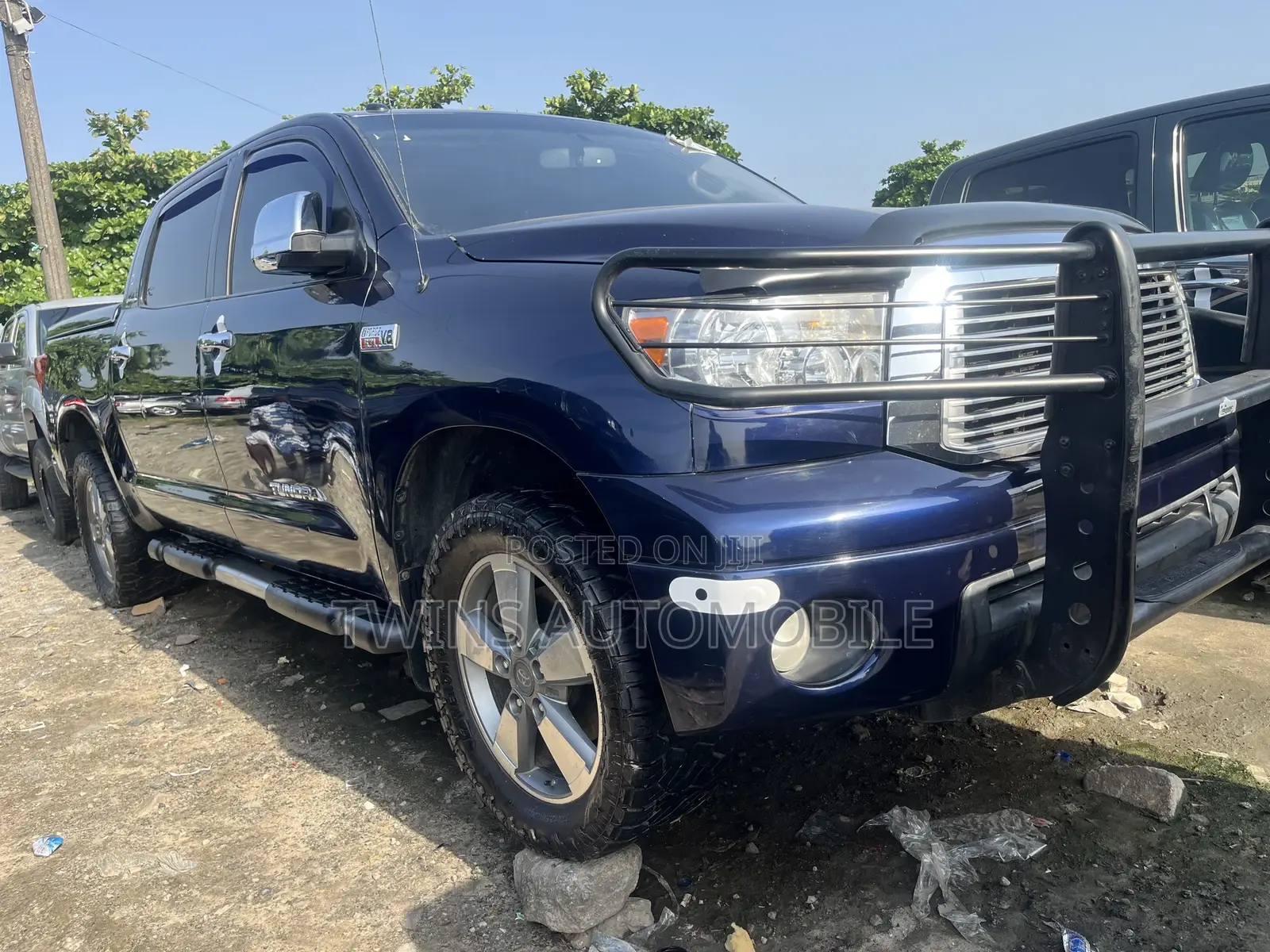 Toyota Tundra 2013 Blue