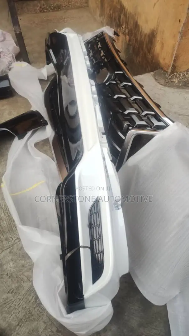 Complete Spoiler And Front Grill Lx 570 2023