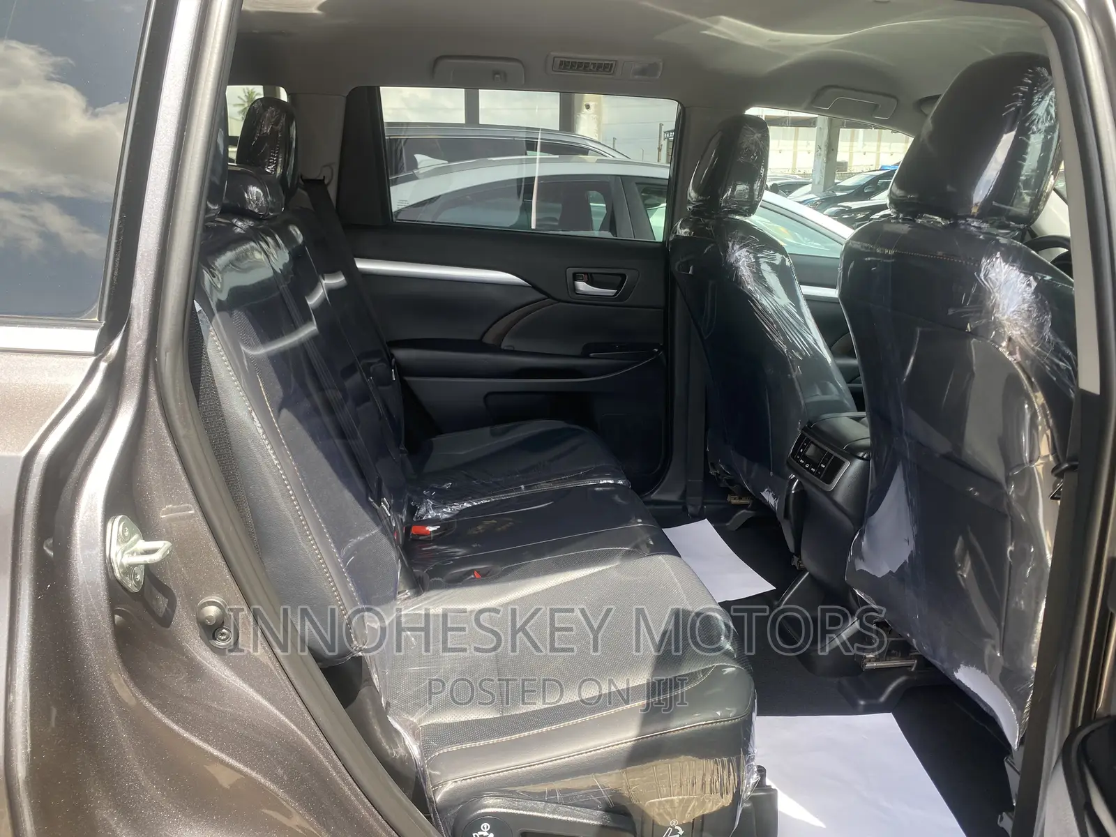 Toyota Highlander XLE 2019 Gray