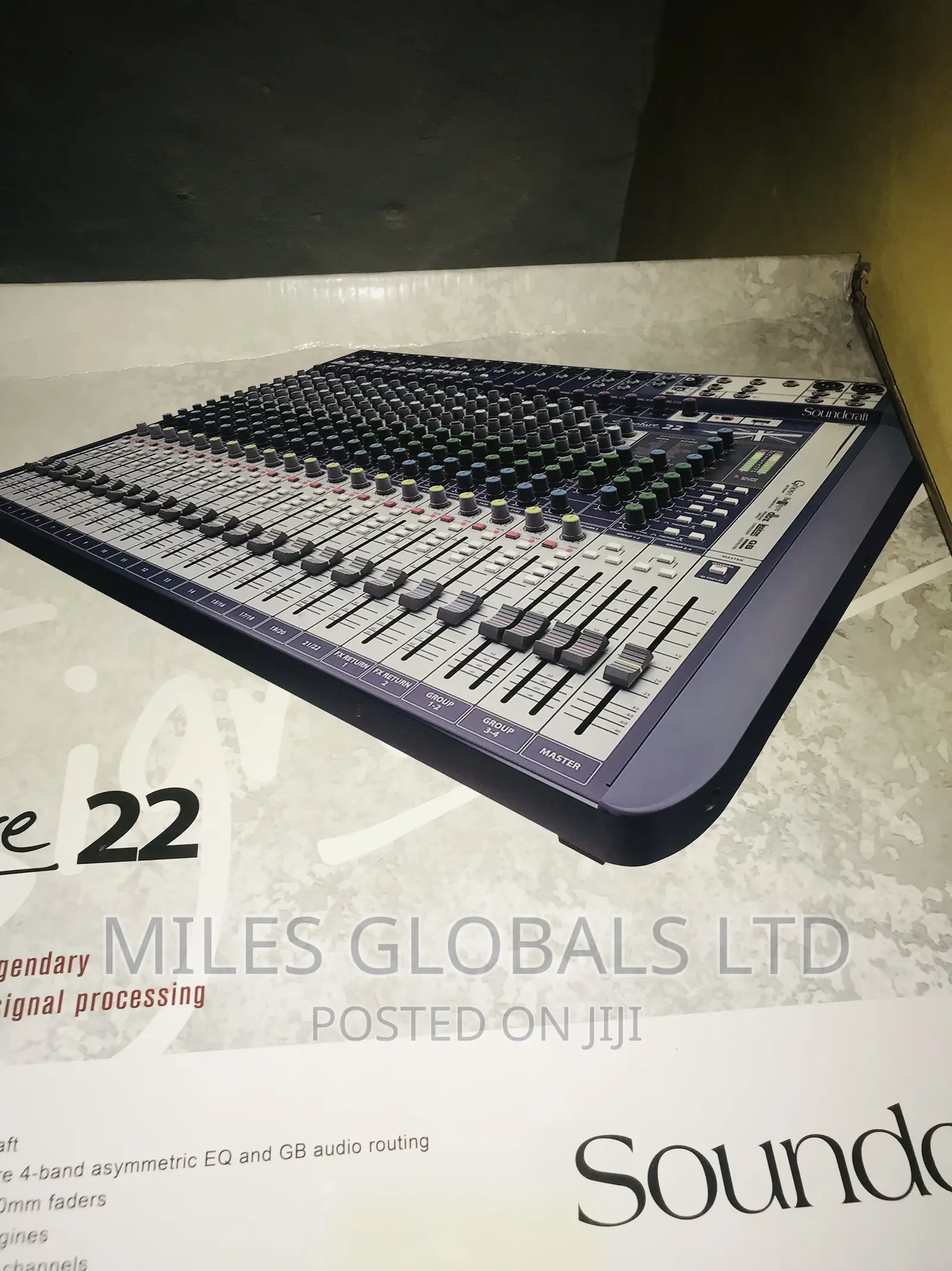 Signature 22 | Soundcraft - Professional Audio Mixers