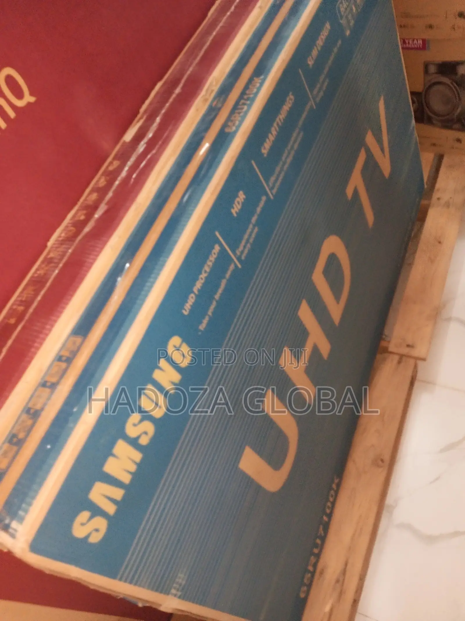 Classical Design Samsung 65 Smart TV