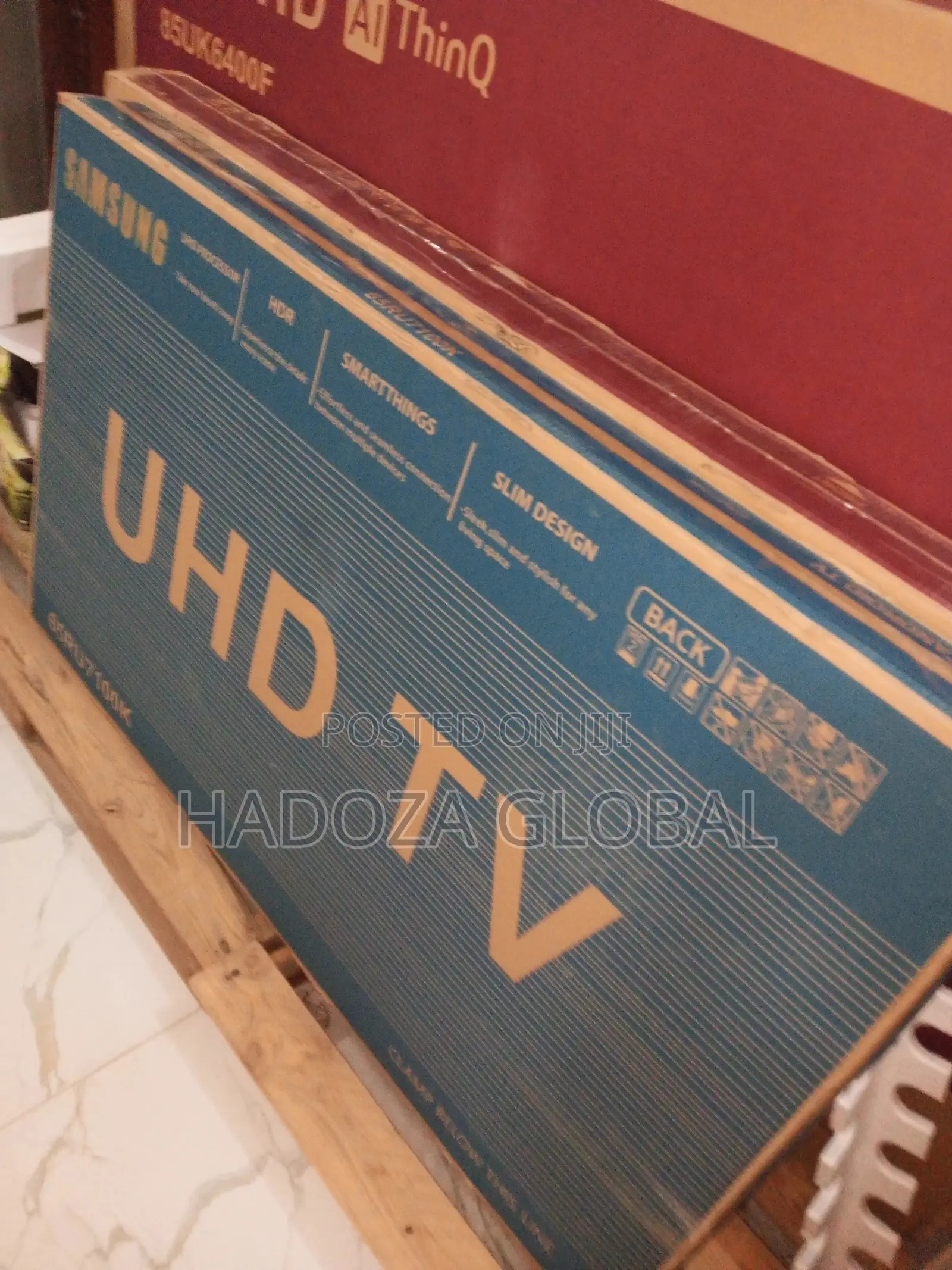 65 Samsung Smart TV With Slim Design