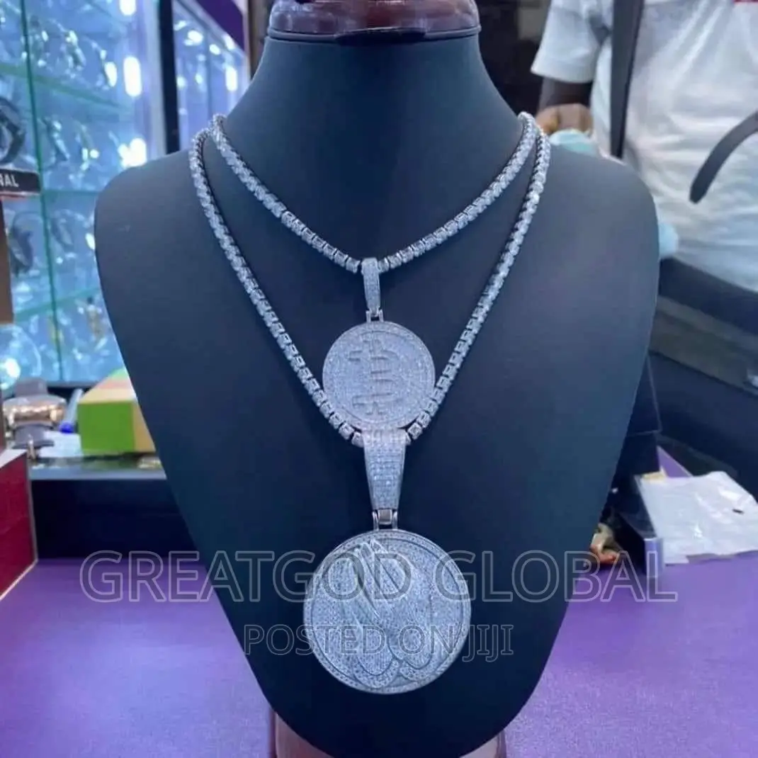 Neck Chain and Pendant 