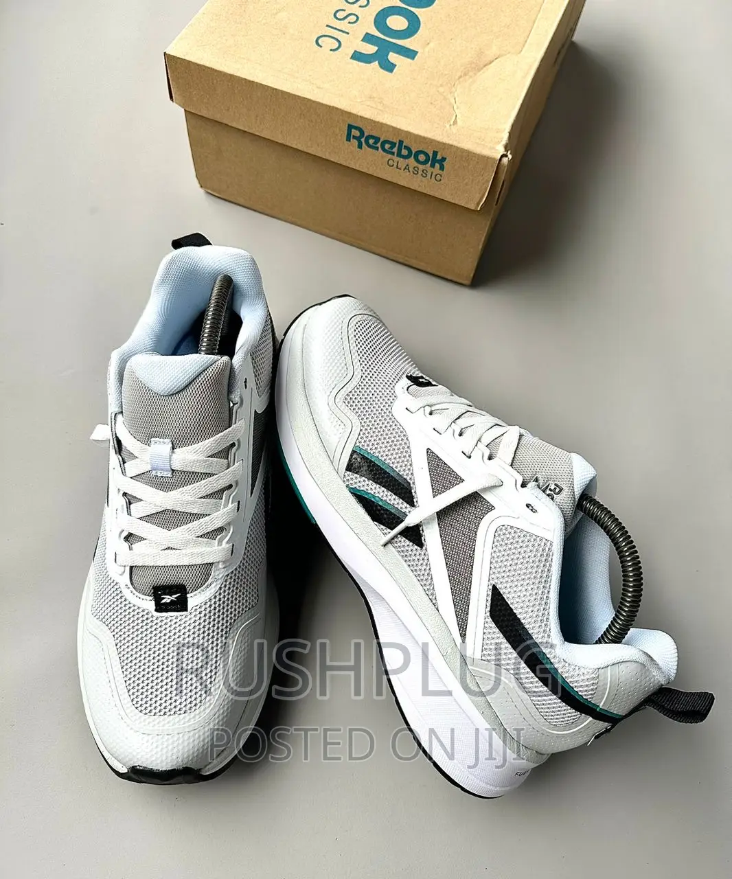 Luxury Reebok Fusi Run Lite White/Black Sneakers