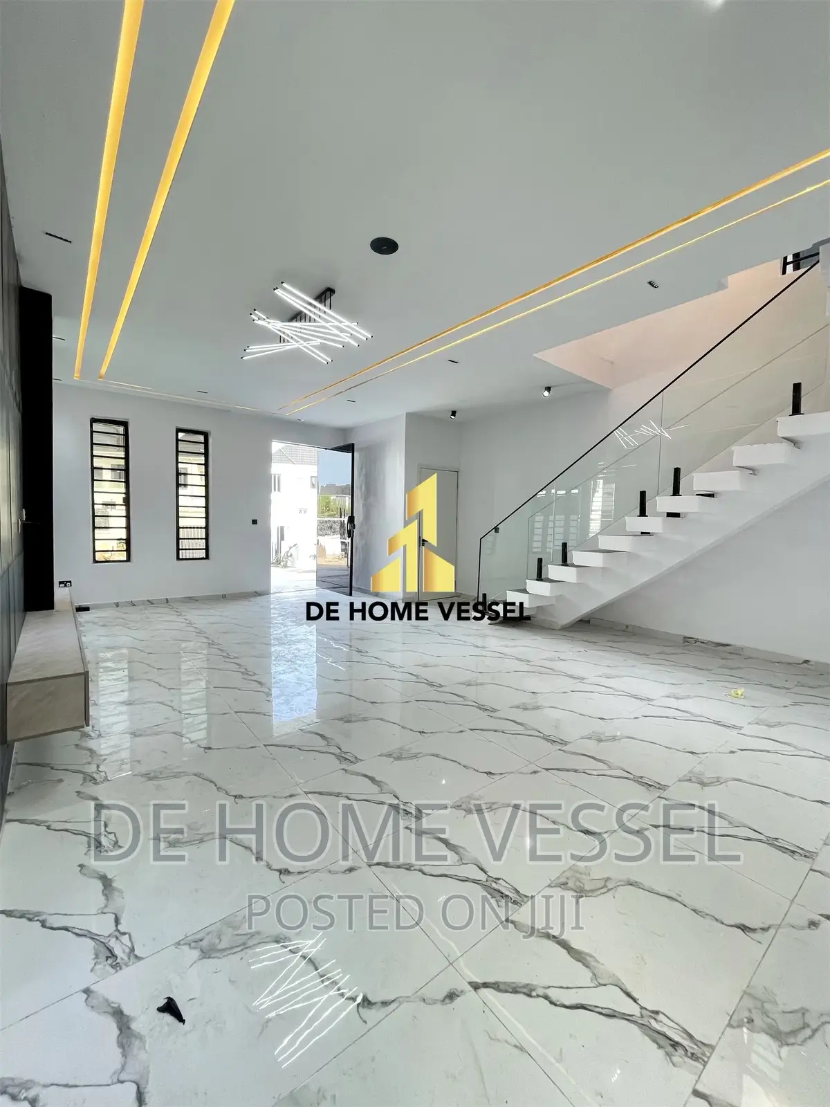 5bdrm Duplex in Lekki for sale
