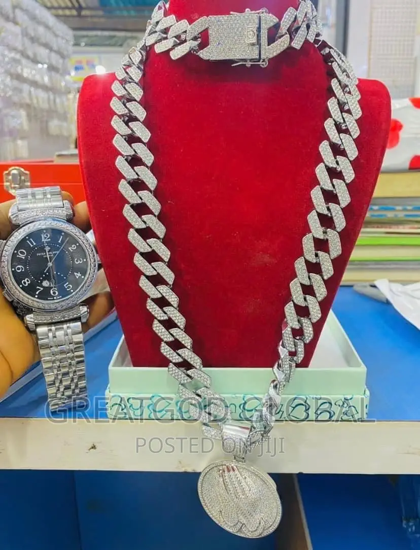 All Eyes on Me. Diamond  Ice 