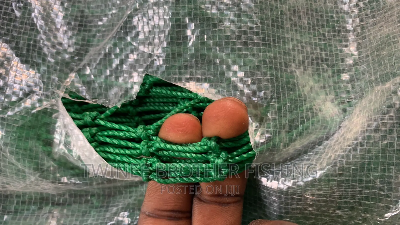 Ppe Net to Cover Fields and Post