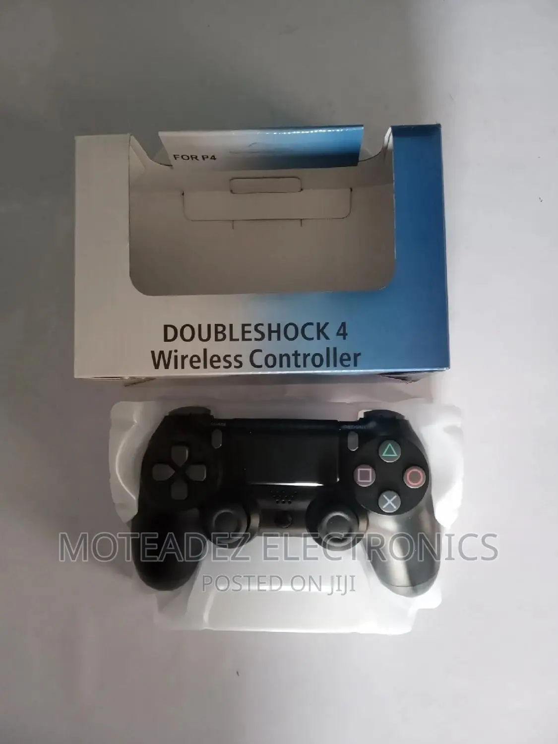Brand New Sony Playstation 4 (Dual Shock 4) Pad/Controller