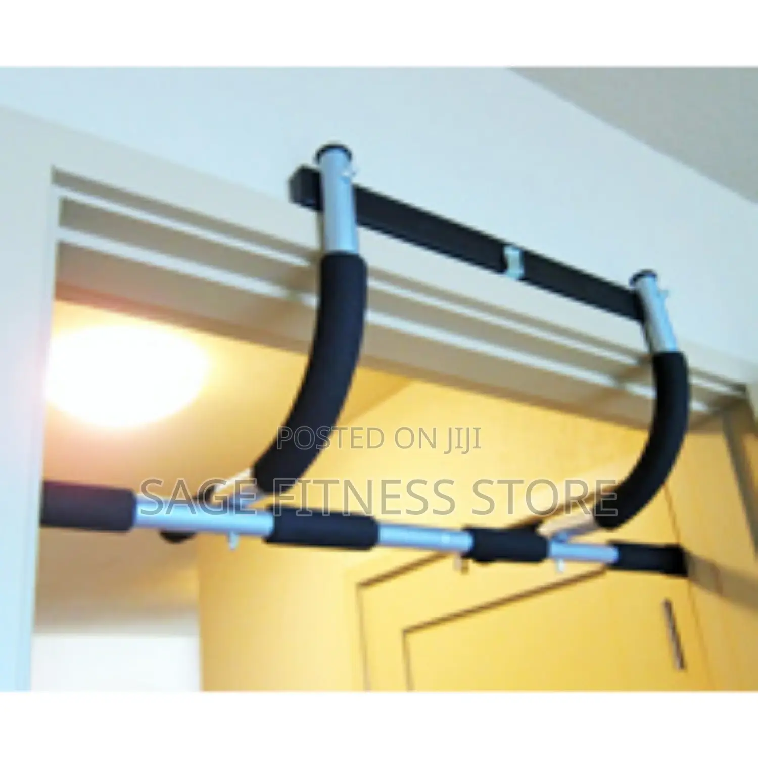 IRON GYM (Total Upper Body Workout Bar)