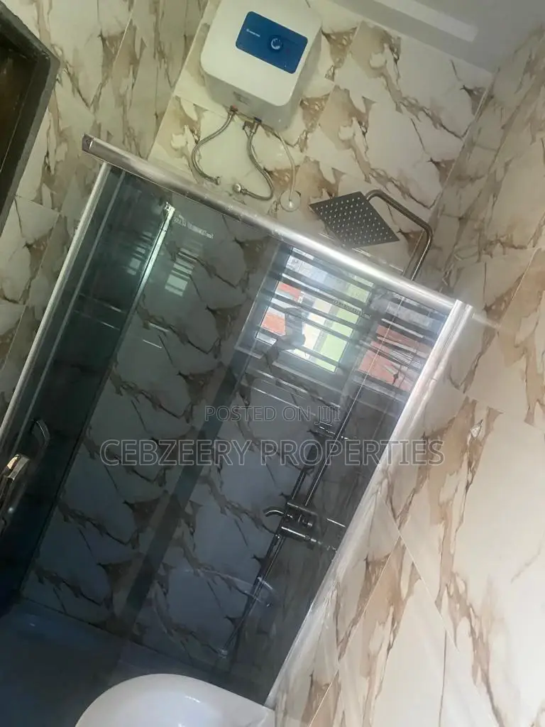 4bdrm Duplex in Ikeja for sale