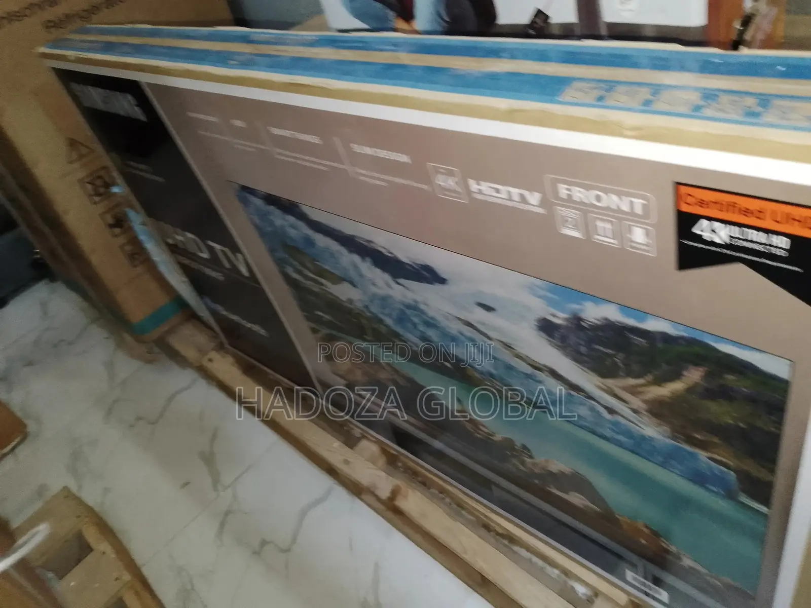 Classical Design Samsung 65 Smart TV Ultra