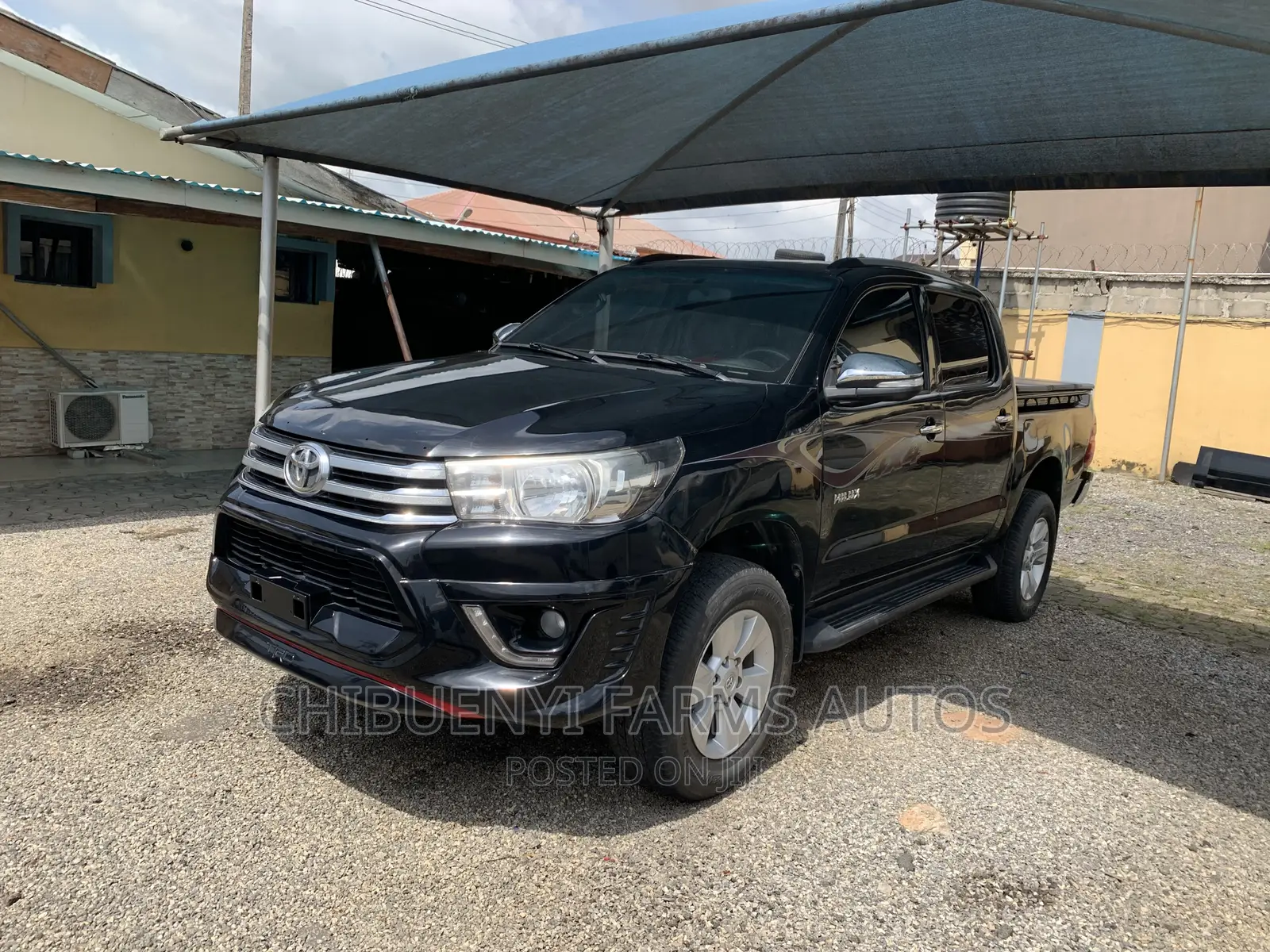 Toyota Hilux SR5 4x4 2016 Black