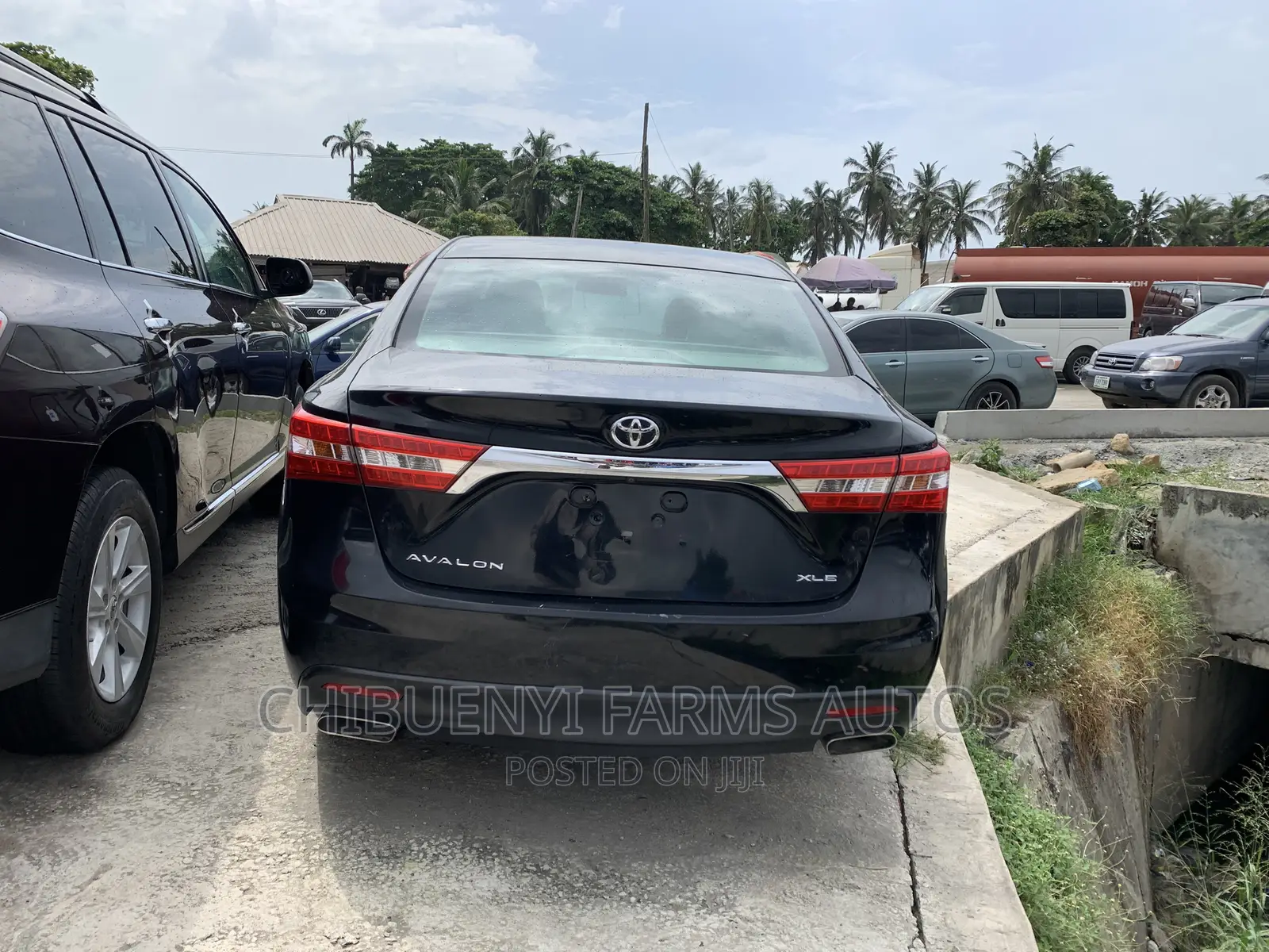 Toyota Avalon 2015 Black